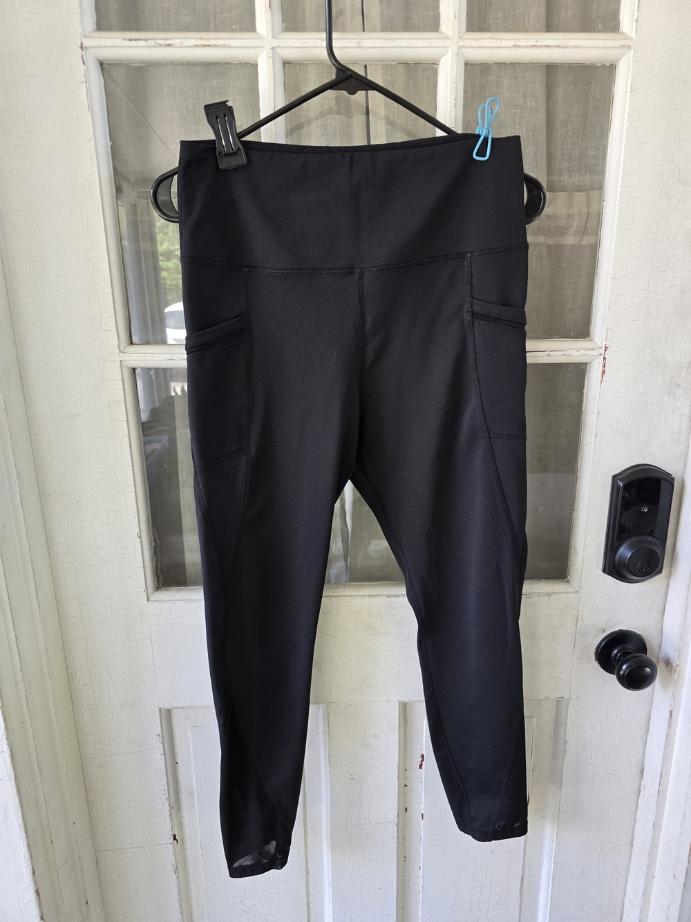 Black High-Waist Pocket Leggings